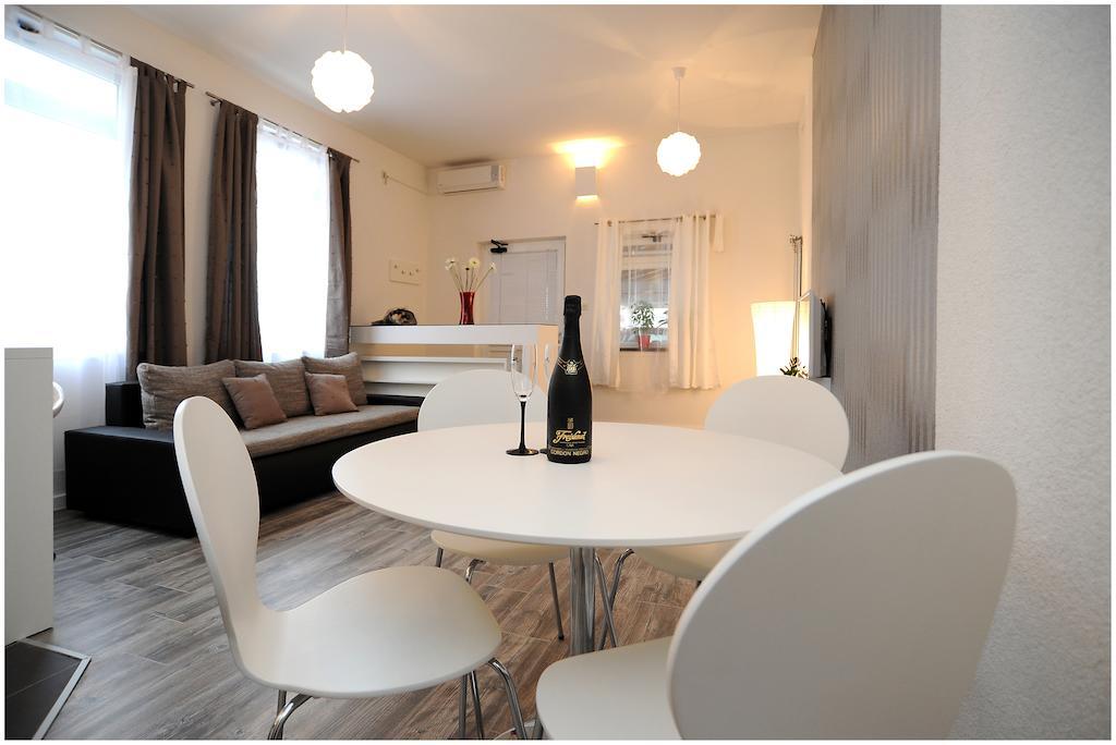 Guest House D&G -I Apartment & Room Задар Стая снимка